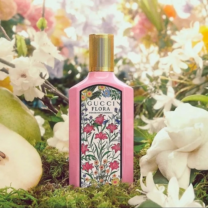 GUCCI FLORA Gorgeous Gardenia 香水　100ml GUCCI Парфюмерная вода Flora Gorgeous Gardenia 100 мл — купить