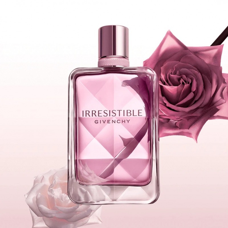 Irresistible Givenchy Very Floral