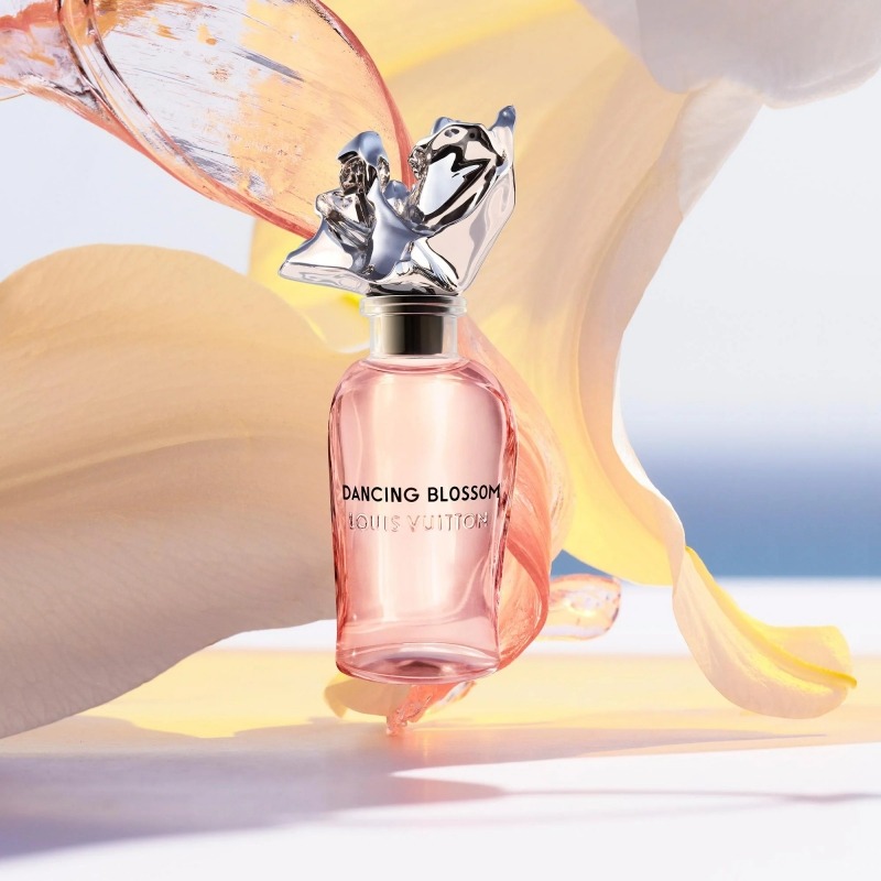 Louis Vuitton Dancing Blossom - купить духи, цены от 850 р. за 2 мл