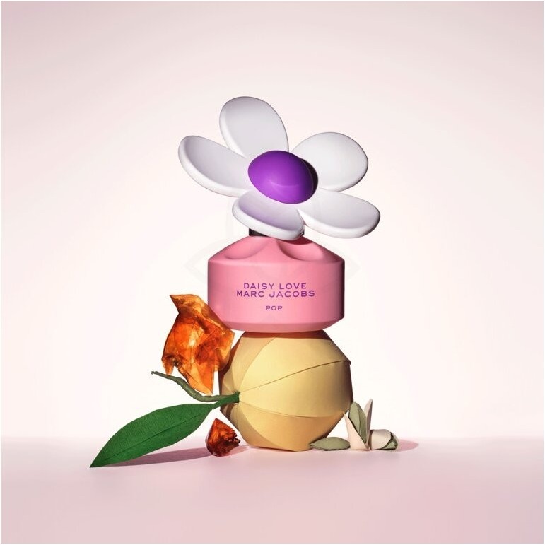 MARC JACOBS Daisy Love Pop 8820 50