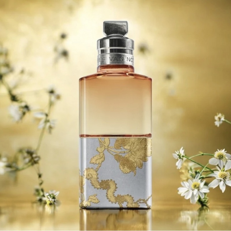 Dries Van Noten Camomille Satin - купить духи, цены от 1510 р. за 1 мл