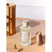 Chloe Atelier Des Fleurs Cedrus - купить духи, цены от 400 р. за 2 мл