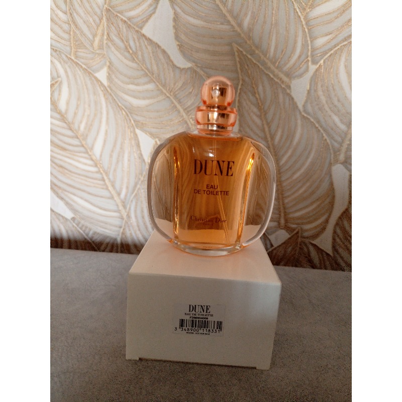 Christian Dior Dune - купить женские духи, цены от 380 р. за 2 мл