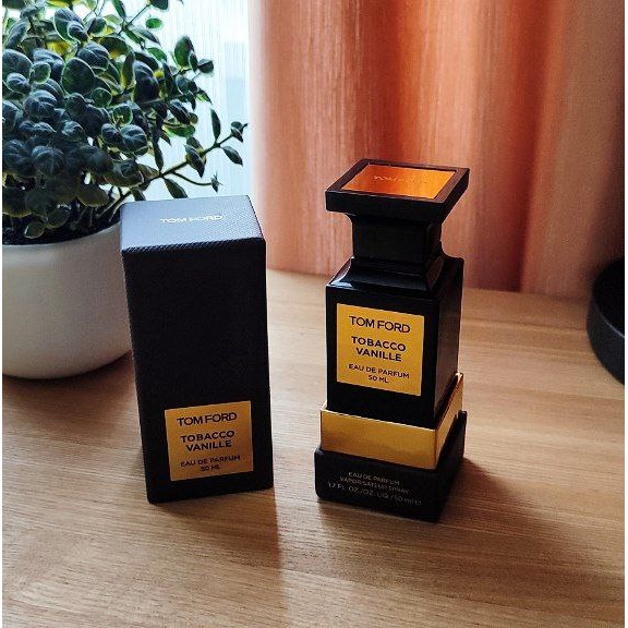 Tom Ford Tobacco Vanille - купить духи, цены от 220 р. за 1 мл