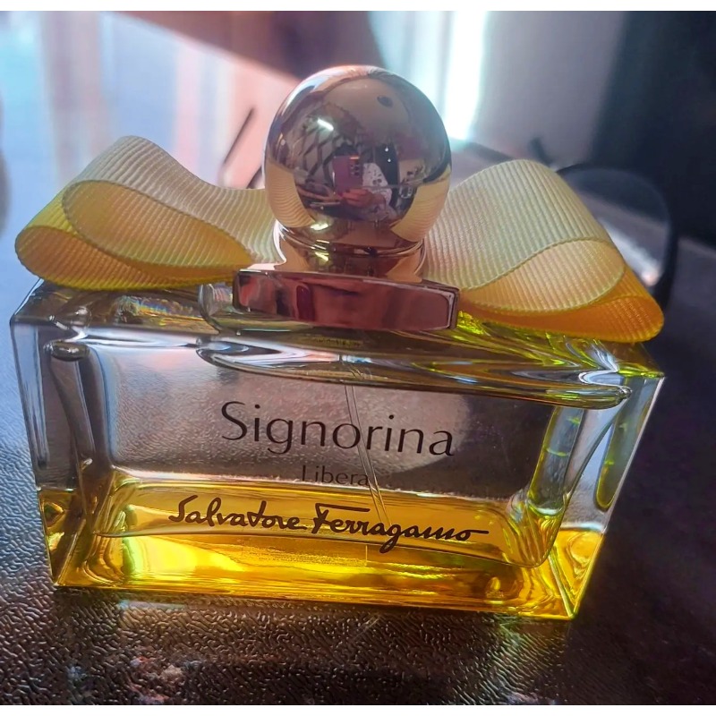 Salvatore Ferragamo Signorina Libera - купить женские духи, цены