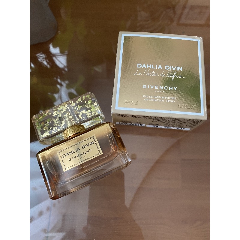 GIVENCHY Dahlia Divin Le Nectar de Parfum 980 2