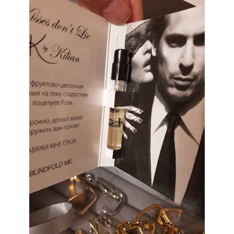 Is don t lie. Friends don't lie надпись. Don't lie. Dont stop freakshow футболка. Is don t lie.