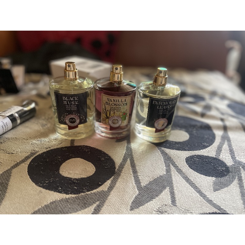 Monotheme black top musk