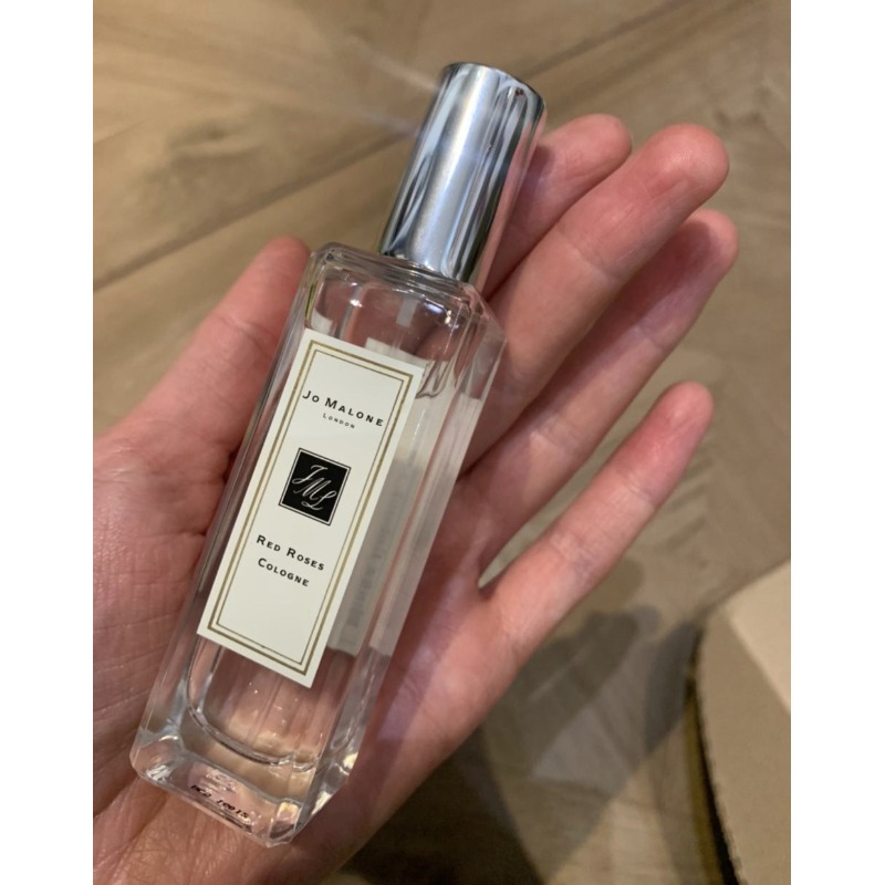 Jo Malone Red Roses - купить женские духи, цены от 15920 р. за 100 мл