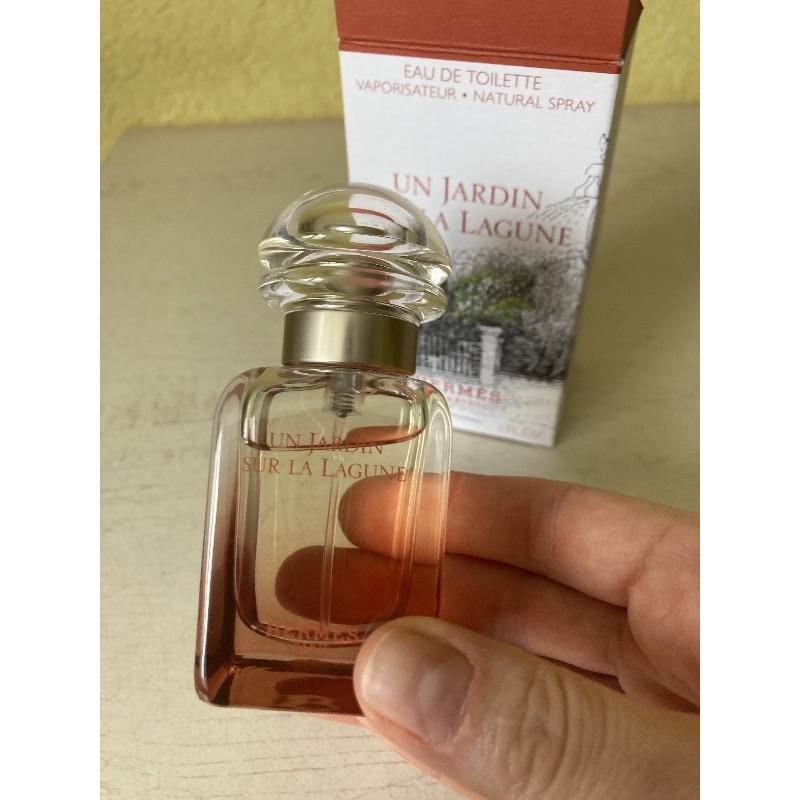 Hermes Un Jardin Sur La Lagune - купить духи, цены от 160 р. за 2