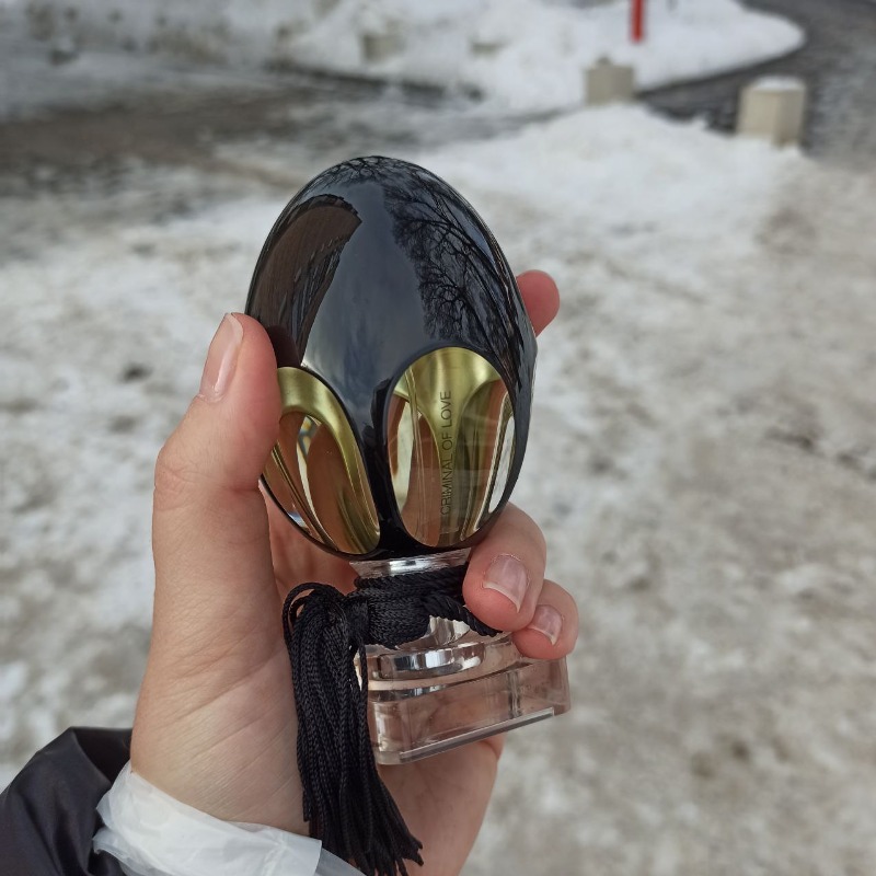 By Kilian Criminal of Love купить духи, цены от 170 за мл - Main Image