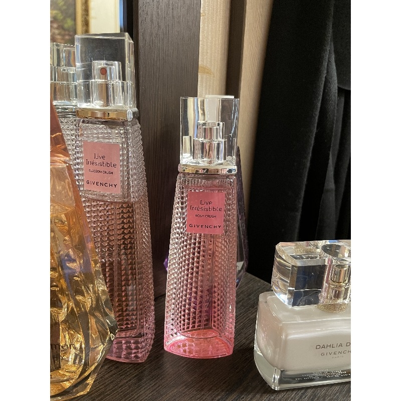Givenchy live irrésistible rosy crush eau de parfum top
