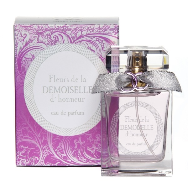 Fleurs De La Demoiselle d'Honneur blugirl jus de fleurs