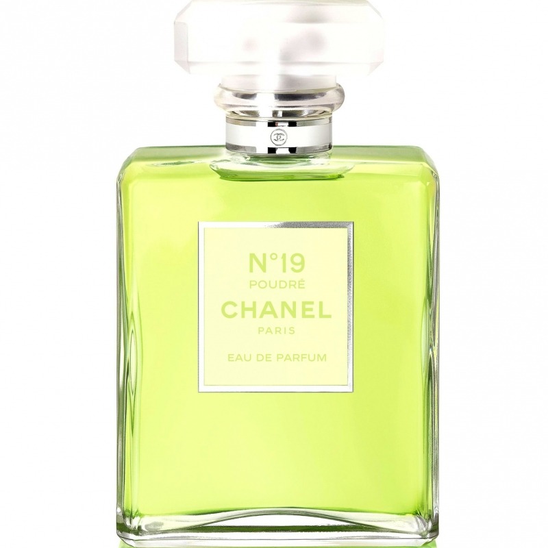 

Chanel №19 Poudre