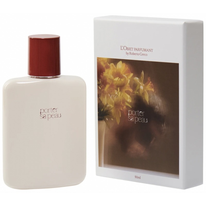 Porter Sa Peau L'Objet Parfumant